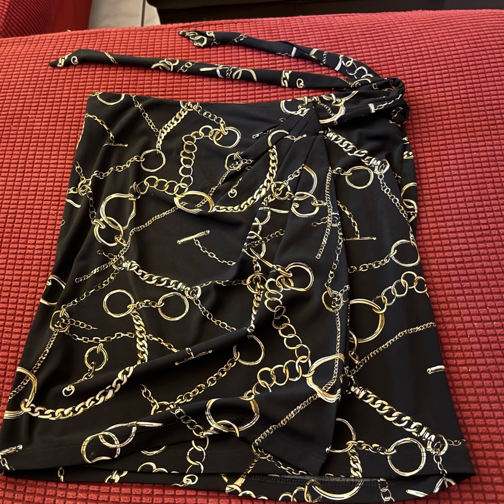 Cache Black and Gold Chain Design, faux wrap, Like new, Size Small